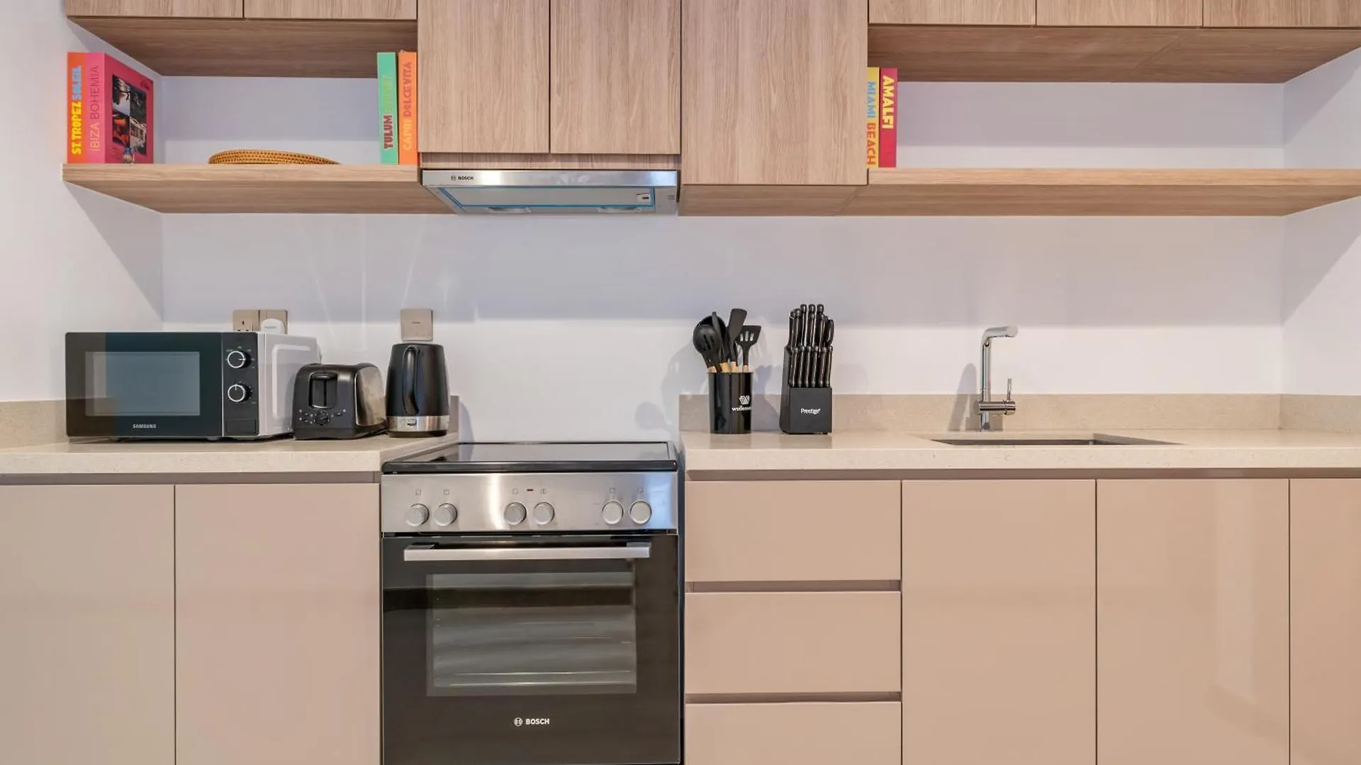 Upscale 1-Br Luxury Apt In Missoni Urban Oasis Dubai Apartment